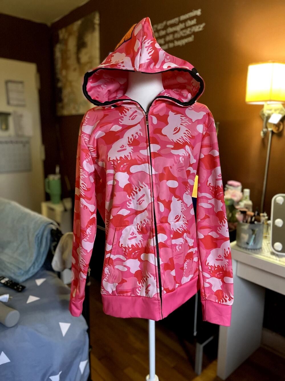 HOT PINK CAMOUFLAGE BAPE LIGHT WEIGHT JACKET-IN GREAT CONDITION!